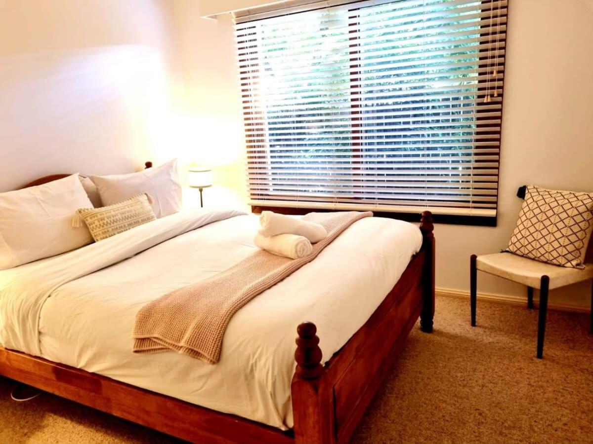 3 Bdrm 2 Bthrm House Close To Canberra Cbd & Anu Exterior foto