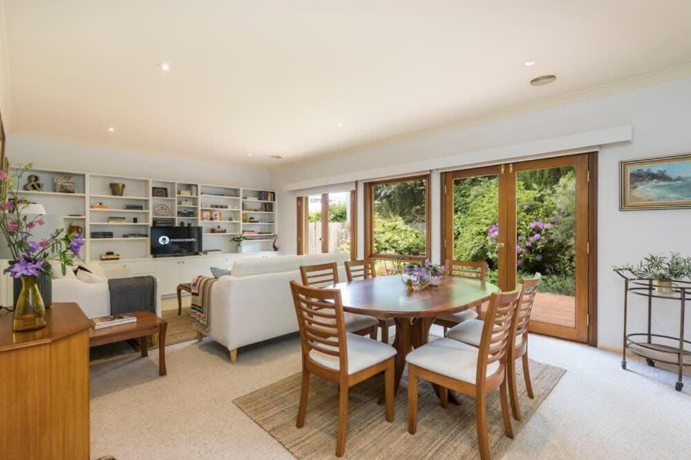 3 Bdrm 2 Bthrm House Close To Canberra Cbd & Anu Exterior foto