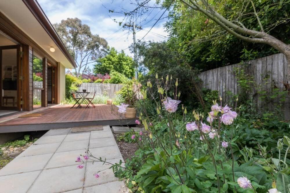 3 Bdrm 2 Bthrm House Close To Canberra Cbd & Anu Exterior foto